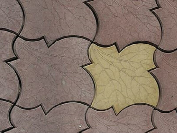 Тротуарная плитка "Кленовый лист" 210*210*40 мм.